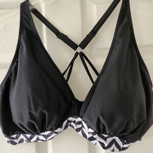 3pc Blk/Wht Swimsuit w/ Coverup NWOT